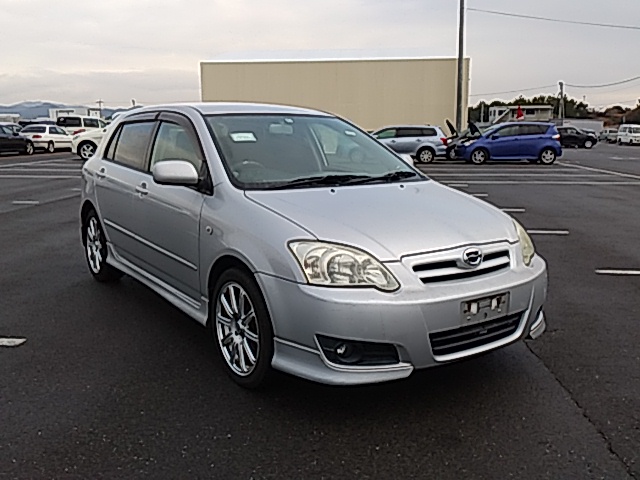 Toyota corolla runx nze121