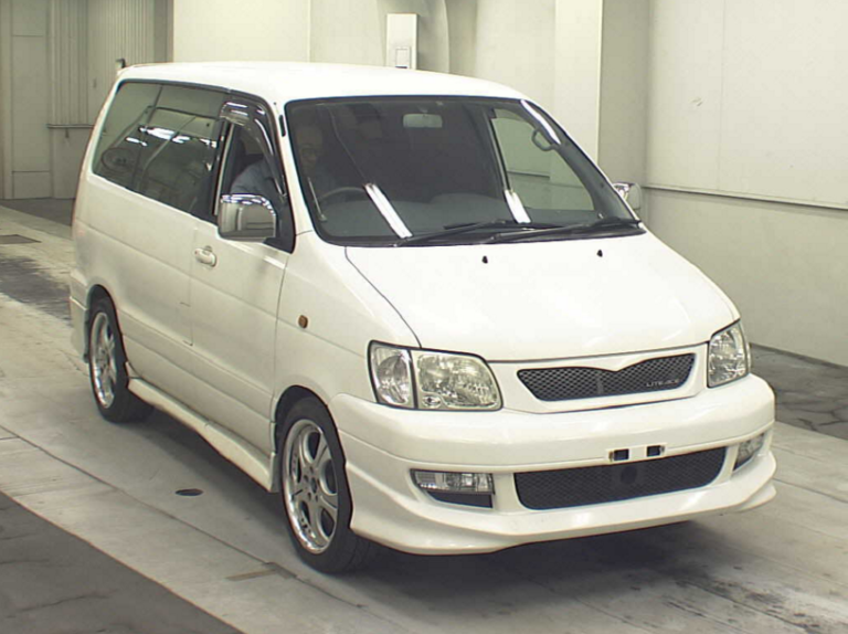 2001 TOYOTA LITE ACE NOAH