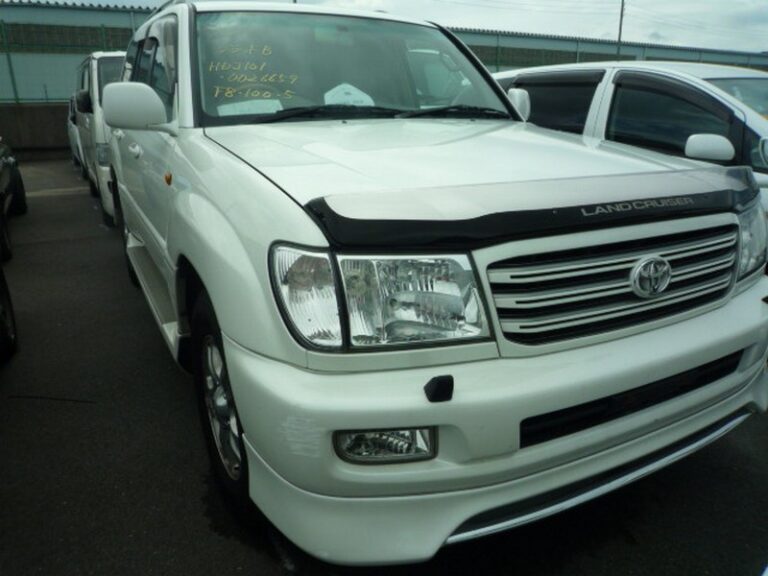 2004 TOYOTA LANDCRUISER