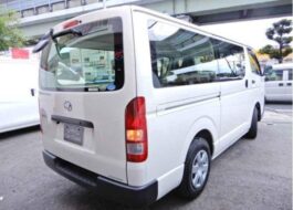 Toyota Hiace CBF-TRH200V 2014  2000 CC
