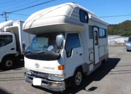 Toyota Camroad KC-LY111 1999 Camper 2800 CC