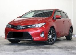 Toyota Auris DBA-NZE181H 2012  1500 CC