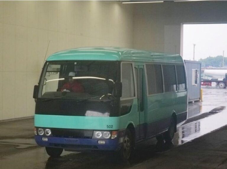 Mitsubishi Rosa 2004/03