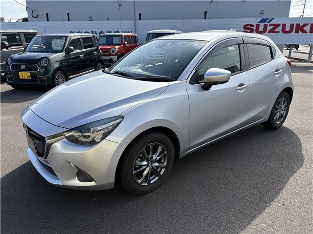 Mazda Demio 13S Touring