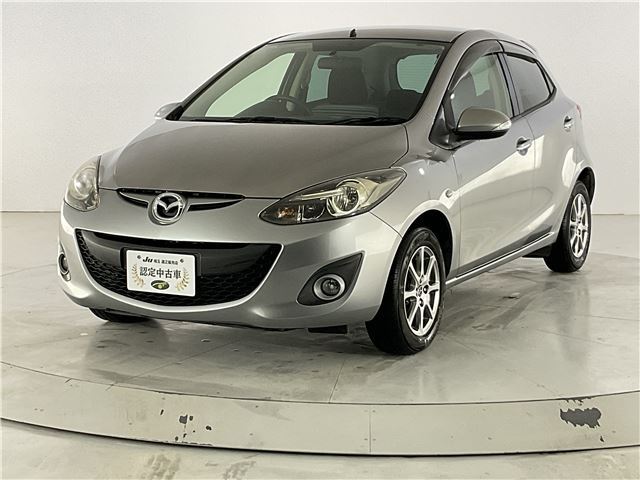 Mazda Demio 13-S Active Shooting Star