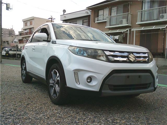 Suzuki Escudo Base Grade