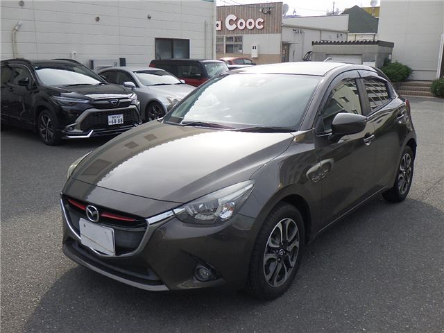 Mazda Demio XD Touring Safety Package