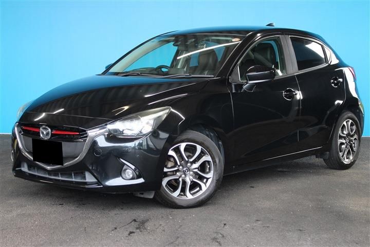 Mazda Demio 15XD Touring L Package