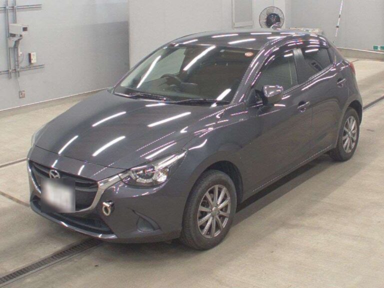 Mazda Demio 13S 4WD
