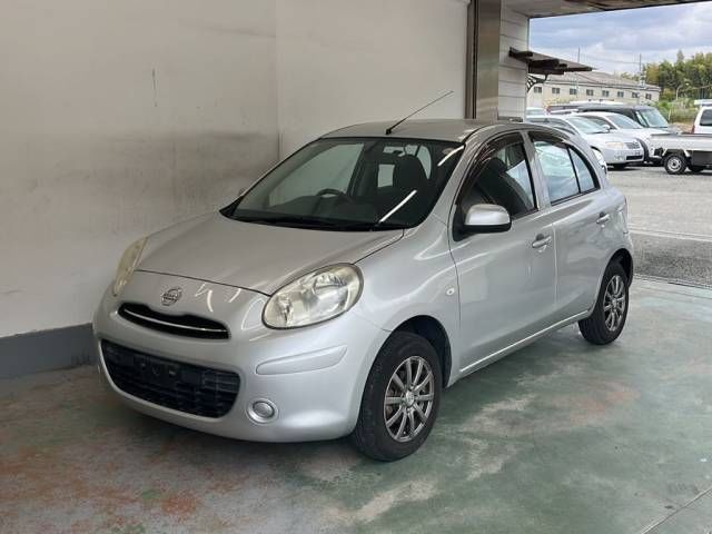 Nissan March 12X FOUR