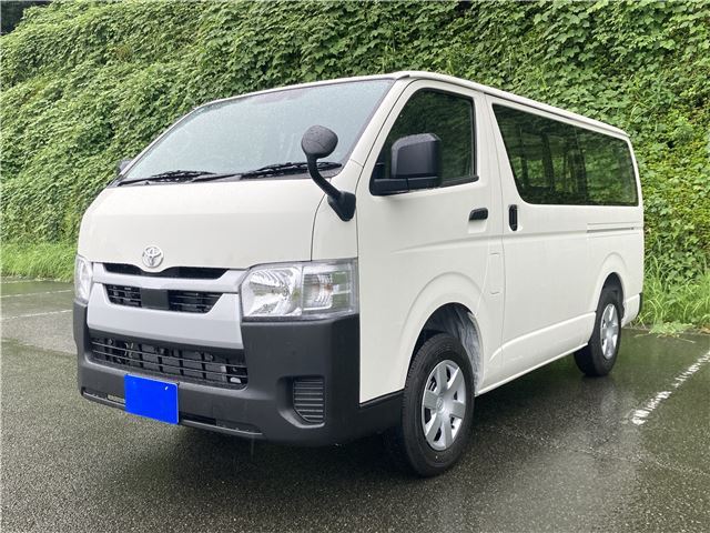 Toyota Hiace DX