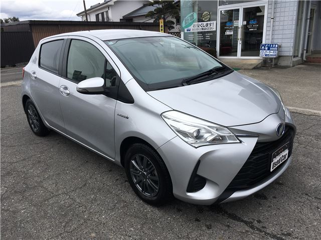 Toyota Vitz Hybrid U Sporty Package