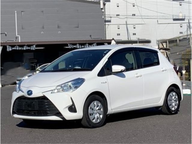 Toyota Vitz Hybrid F