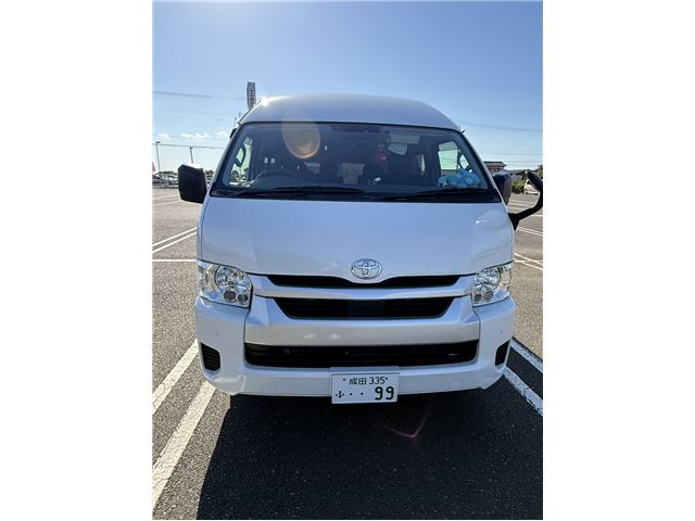 Toyota Hiace Commuter GL 2.8L (modified for 10 people)