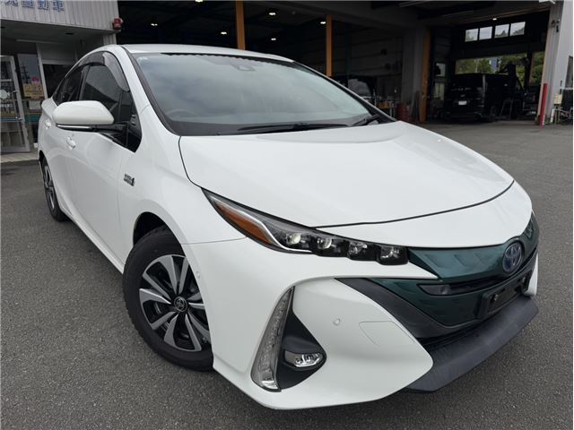 Toyota Prius PHV A Genuine 11.6-inch Full Seg TV Navigation, Back Guide Monitor