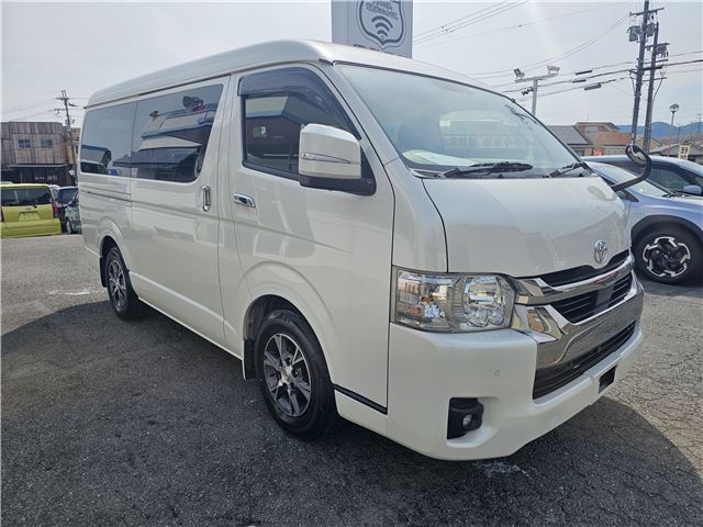 Toyota Hiace Van Super GL Dark Prime II – Diesel – Navigation TV – Rear Flip-Down Mattress