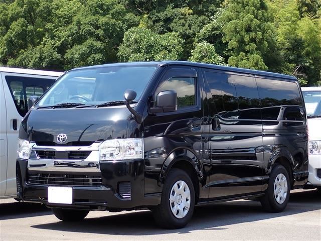 Toyota Hiace Van 2.8DX GL Package, Rear Cooler, Rear Heater, 3/6/9-seater