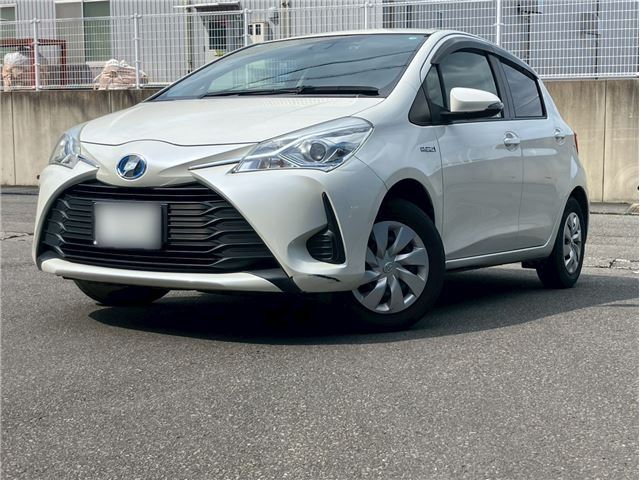 Toyota Vitz Hybrid U Sporty Package