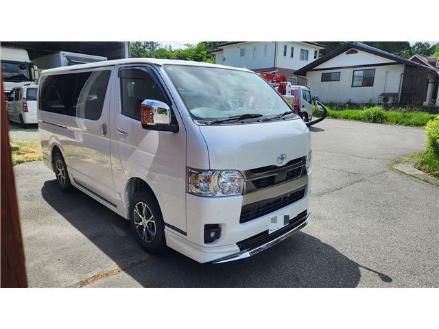 Toyota Hiace Long Super GL Dark Prime S Modellista Aero 4WD