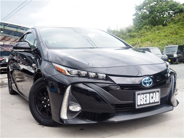 Toyota Prius PHV A