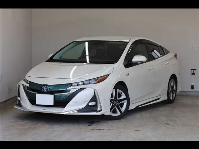Toyota Prius PHV A Premium