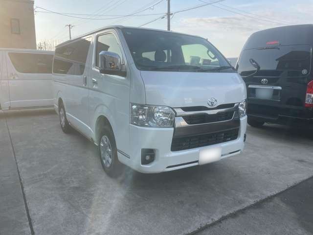 Toyota Hiace Van 2.8 Super GL Dark Prime S Long Body Diesel