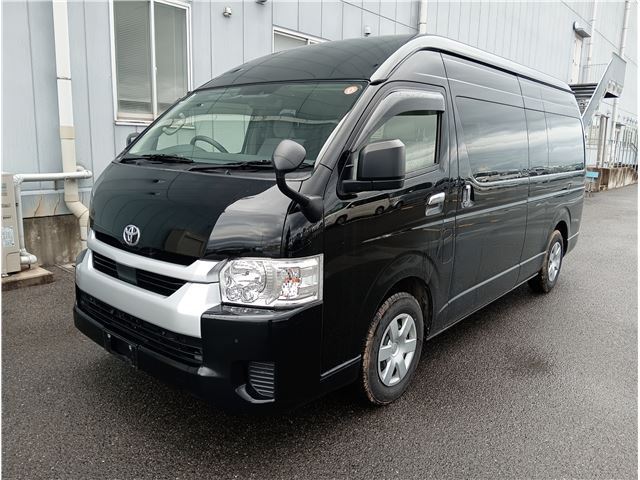 Toyota Hiace Commuter GL