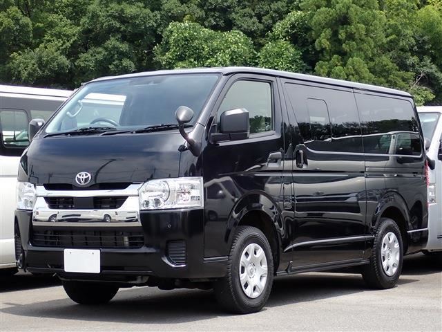 Toyota Hiace Van 2.8DX GL Package, Rear Cooler, Rear Heater, 3/6/9-seater