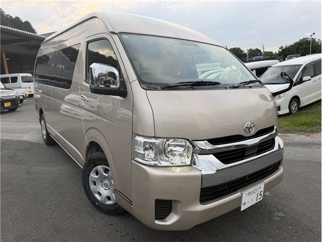 Toyota Hiace Wagon Grand Cabin – User trade-in – Panoramic view monitor