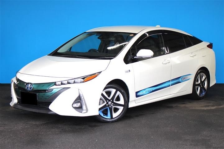 Toyota Prius PHV 1.8 A Premium