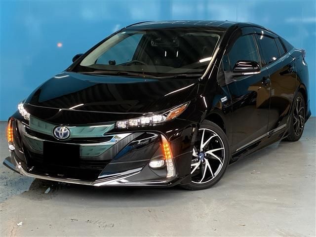 Toyota Prius PHV 1.8 S Navigation Package