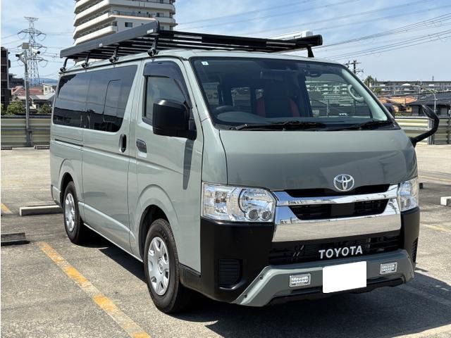 Toyota Hiace Van 2.0 DX GL Package
