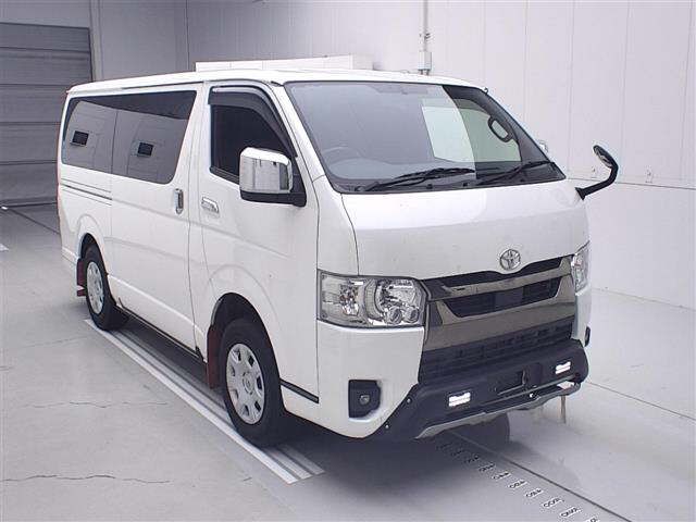 Toyota Hiace 4WD Super GL Dark Prime II