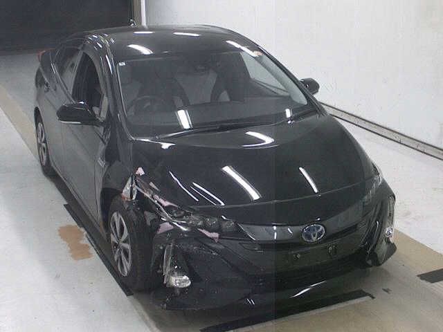 Toyota Prius PHV A Premium