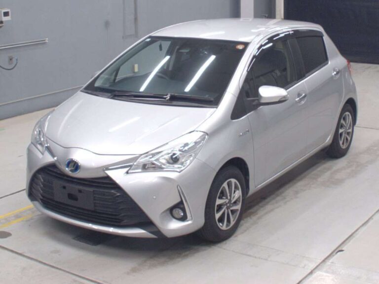 Toyota Vitz Hybrid F Safety ED2