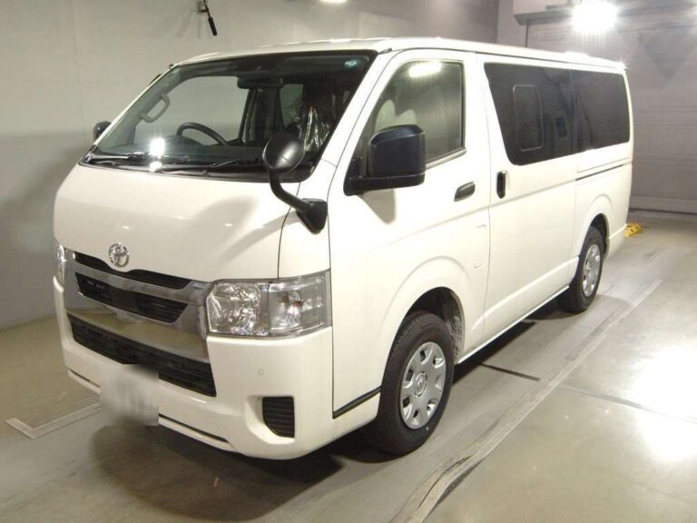 Toyota Hiace Van DX GL Package 4WD