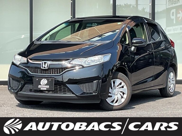 Honda Fit 1300 13G F Package 5-door CVT 2WD 5-seater