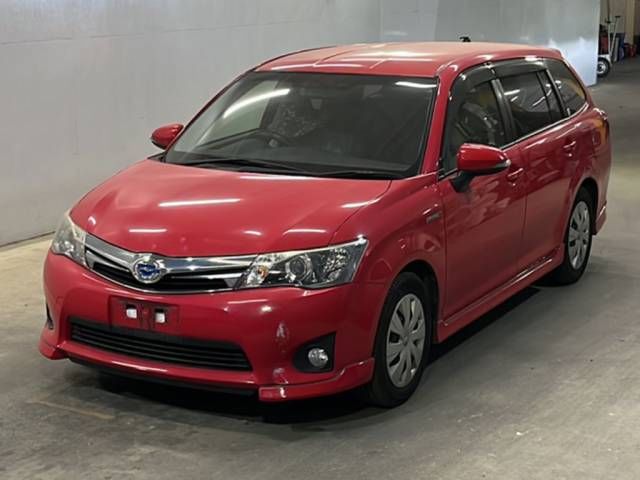 Toyota Corolla Fielder Hybrid G Aero Tourer