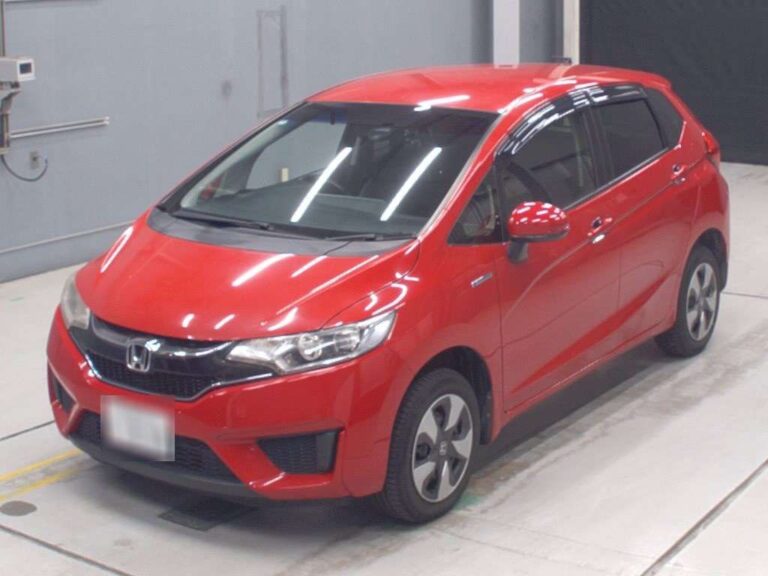 Honda Fit Hybrid L Package 4WD