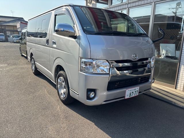 Toyota Hiace Van Long Super GL Navi