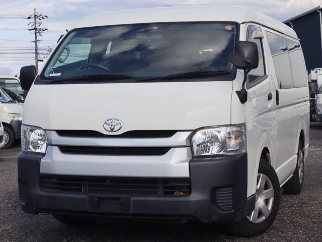 Toyota Hiace Wagon DX 10-seater with power sliding doors and electric retractable steps