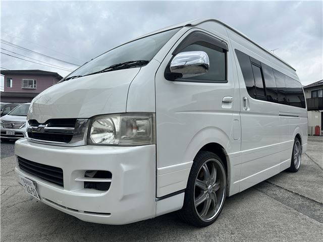 Toyota Hiace S Long DX (8-number plate)