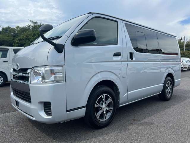 Toyota Hiace Van 2.0 DX Long GL Package Gasoline 6-seater