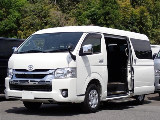 Toyota Hiace Wagon 2.7 GL Welljoin 4WD Power Sliding Door 10-seater