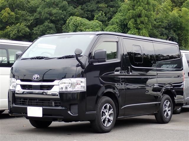Toyota Hiace Van 2.0DX GL Package, Rear Cooler, Rear Heater, 3/6/9-seater