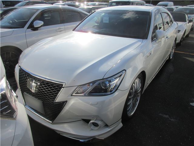 2015 Toyota Crown Hybrid Athlete G Advanced Package
