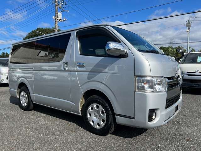 Toyota Hiace Van 3.0 Super GL Long Diesel Turbo