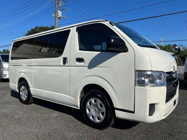 Toyota Hiace Van 2.0 DX Long GL Package 6-seater with factory navigation and TV