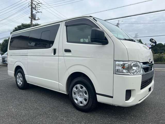 Toyota Hiace Van 2.0 DX Long GL Package