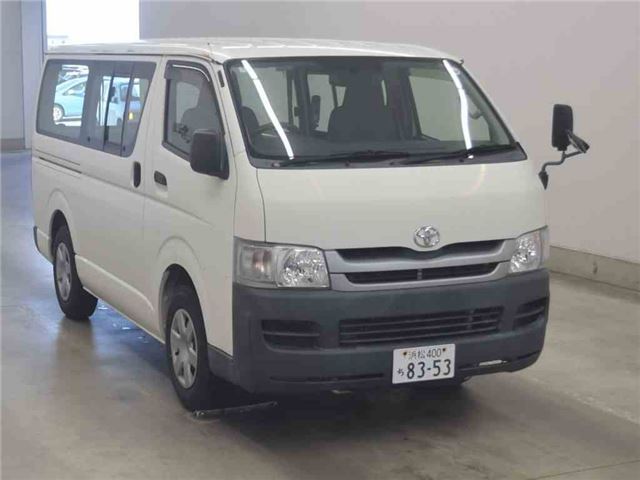 Toyota Hiace Van Long DX  –  Vehicle inspection valid until July 2027